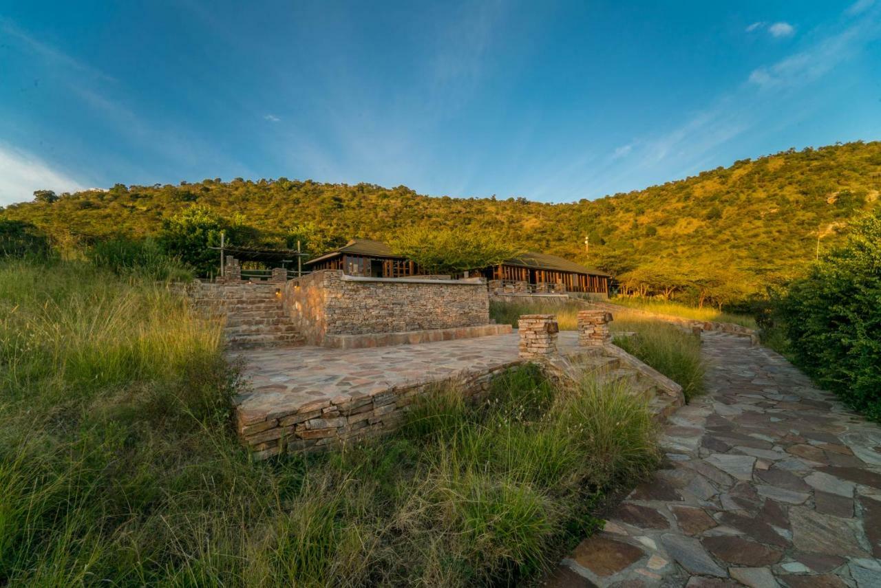 Taasa Lodge Серенгеті Екстер'єр фото
